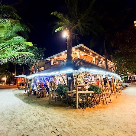 Manoc-Manoc Cocoloco Beach Resort מראה חיצוני תמונה