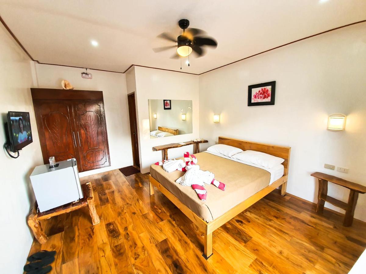 Manoc-Manoc Cocoloco Beach Resort מראה חיצוני תמונה