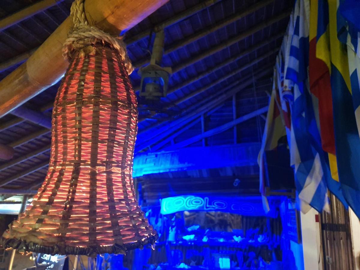 Manoc-Manoc Cocoloco Beach Resort מראה חיצוני תמונה